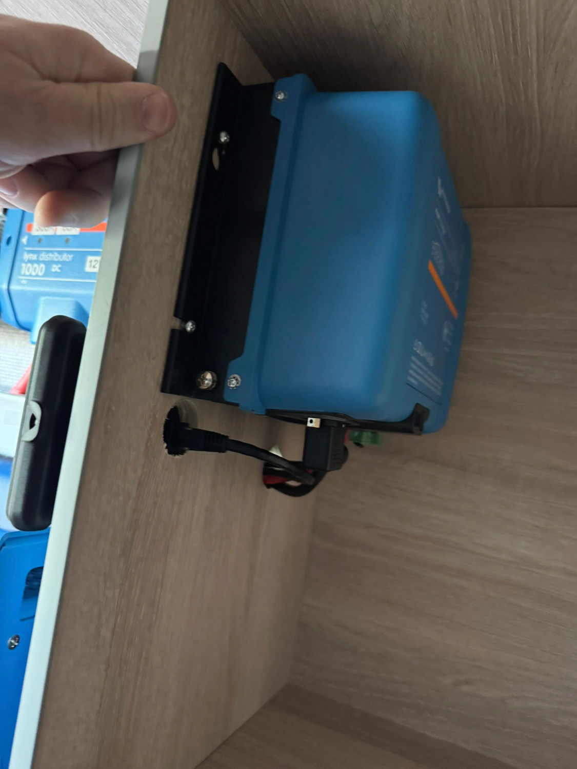 130V/230V Ladegerät