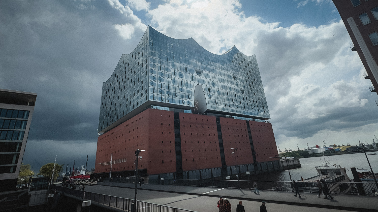 beeindruckende Architektur der Elbphilharmonie